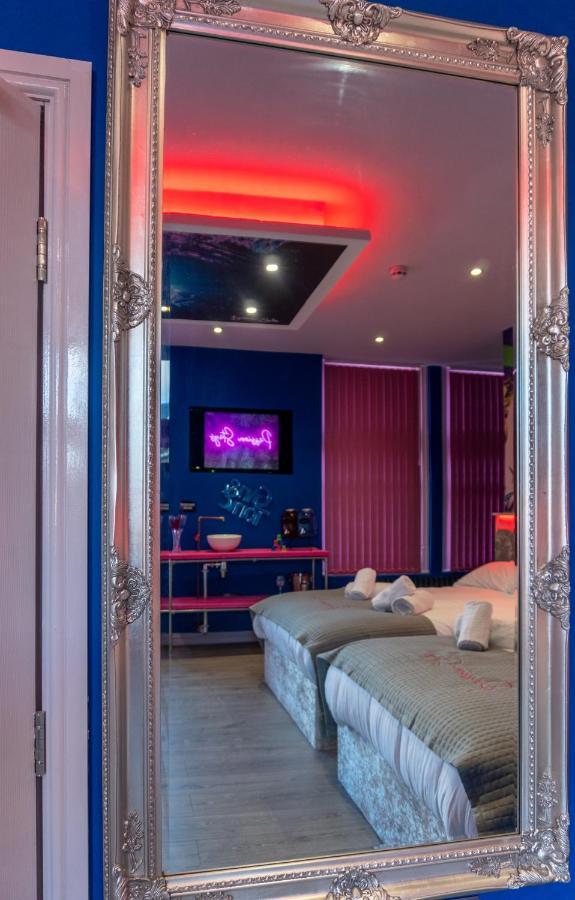 Luxury Apartments Liverpool City Center ภายนอก รูปภาพ